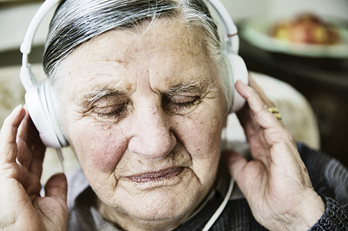 Try Music Therapy for Your Memory Care Loved One - Buford, GA